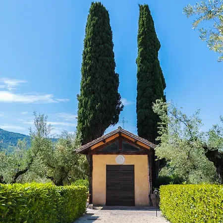 Tenuta Colfiorito Apartment Castel Madama