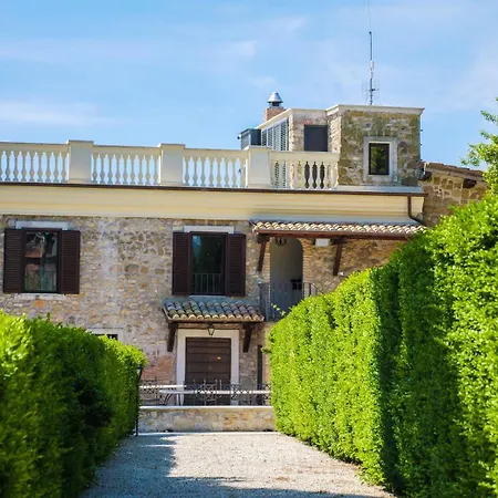 Tenuta Colfiorito Apartment