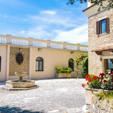 Tenuta Colfiorito Apartment