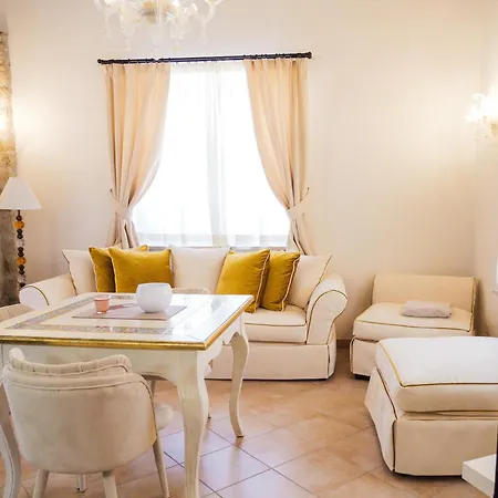 Tenuta Colfiorito Apartment *