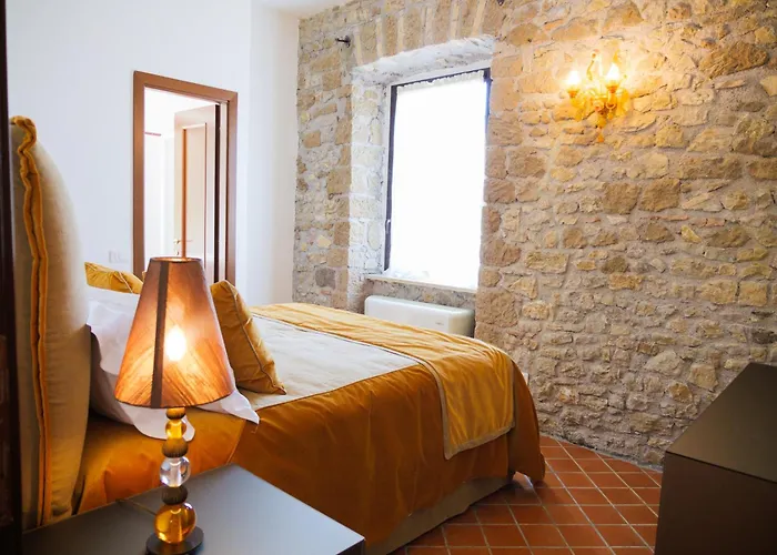 Tenuta Colfiorito Castel Madama