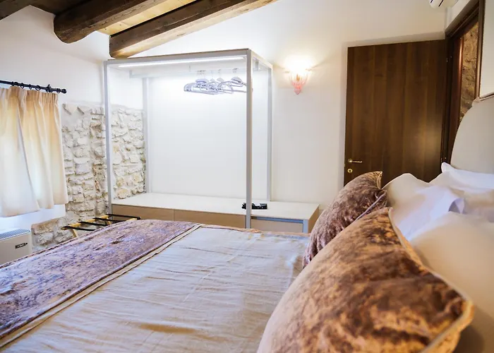 Apartment Tenuta Colfiorito Castel Madama